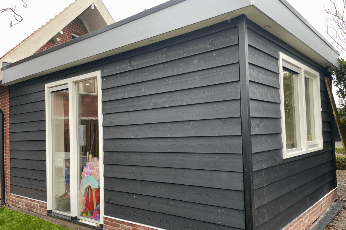 Prefab schuur in Wierden gerealiseerd door Prefabmaat